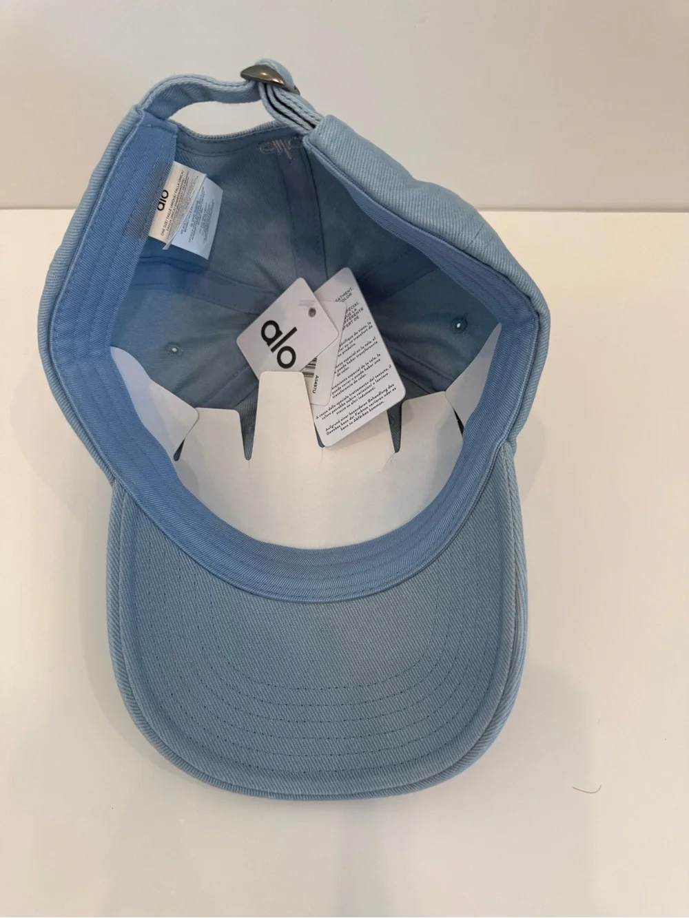 NWT ALO Yoga Washed Off-Duty Cap Light Denim Blue Athlesiure Athletic Casual